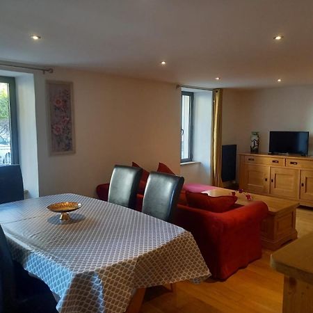 Appartement Centre Du Village Brides Les Bains Exterior photo